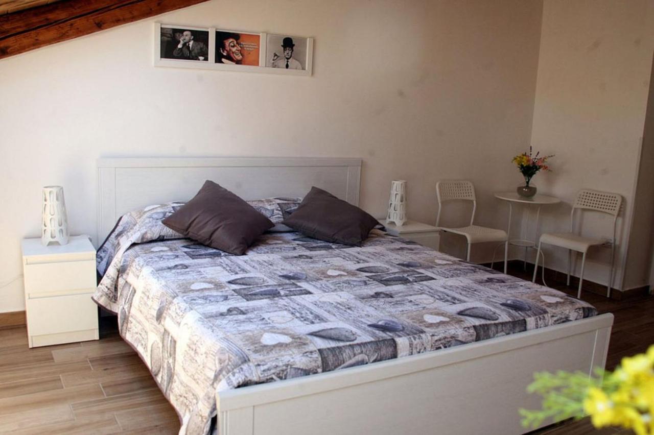Il Tesoro Di Napoli B&B Экстерьер фото